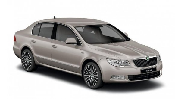 Škoda Superb II 2.0 TDi automat k půjčení za autopůjčovny