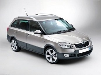 Škoda Fabia II Ambiente 1.2 HTP  k půjčení za autopůjčovny